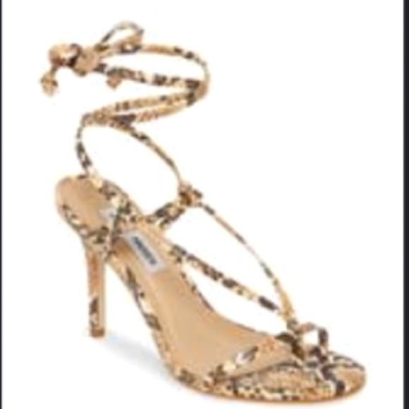 STEVE MADDEN STATUS SANDAL - Picture 1 of 4
